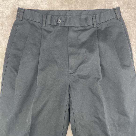 Jos A Bank Travelers Coll Fits Men 37 x 28.5 Black Chinos Pleated Cuffed Preppy - Picture 2 of 7